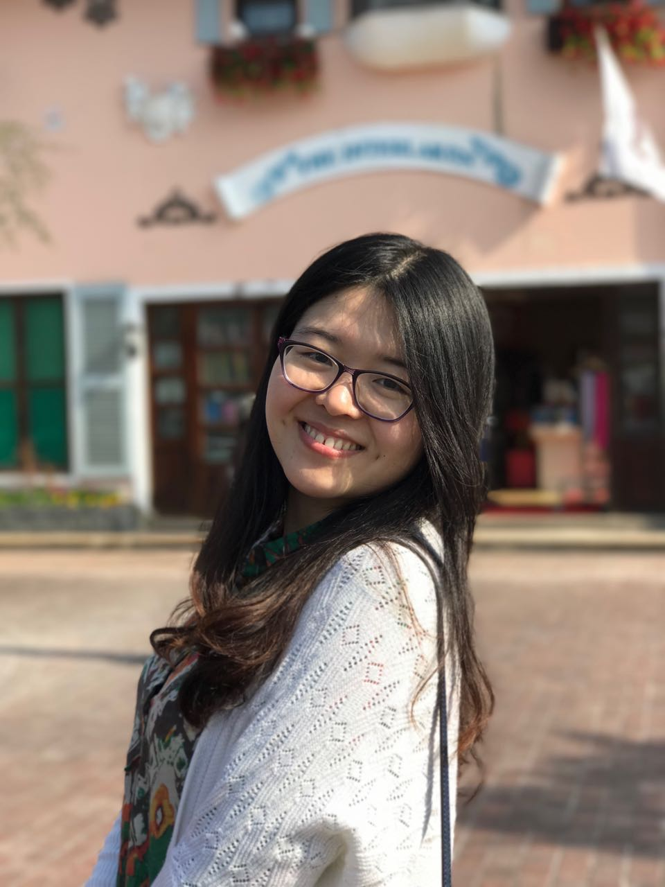 jk黑色丝袜美女被视频网站