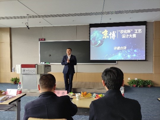 jk黑色丝袜美女被视频网站